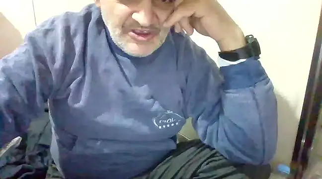 asira39 online show from March 19, 11:36 pm