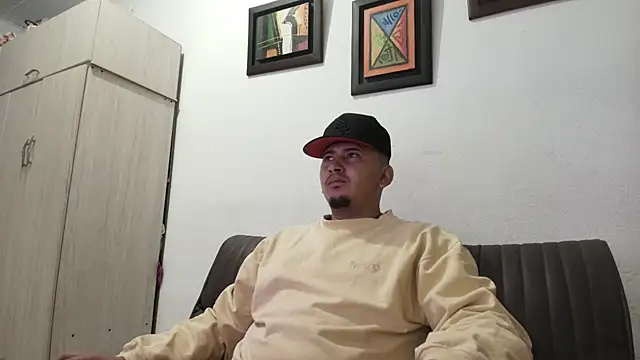 Snapshot of myke_andrade chatting on September 11, 6:13 am myke andrade online show from September 11, 6:13 am