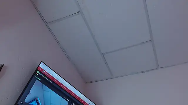 Dakota bumm online show from October 14, 6:20 pm