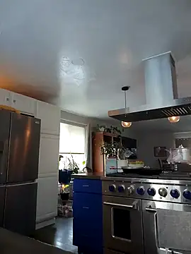 GoldenFlameGoddess online show from February 12, 4:22 pm