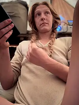 GoldenFlameGoddess online show from October 13, 3:45 pm