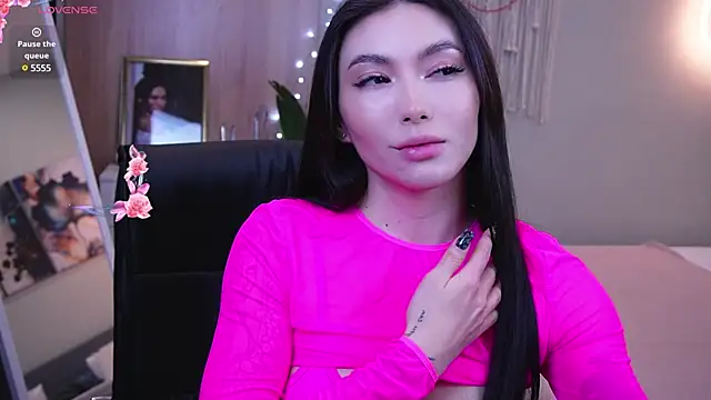 Molly Jons online show from January 17, 1:04 am