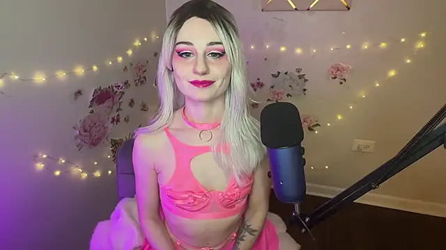 Starr1123 online show from April 3, 3:48 am