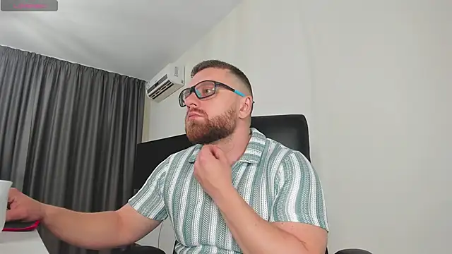 Findom guy online show from January 13, 4:01 pm