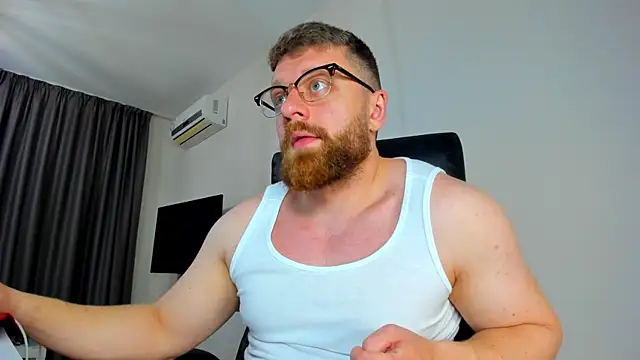 Snapshot of Findom_guy chatting on April 20, 12:08 pm Findom guy online show from April 20, 12:08 pm
