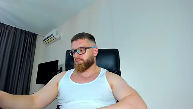 Snapshot of Findom_guy chatting on May 17, 7:10 pm Findom guy online show from May 17, 7:10 pm