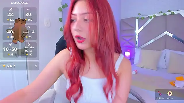 Zoe Lennoxx online show from March 8, 5:22 pm