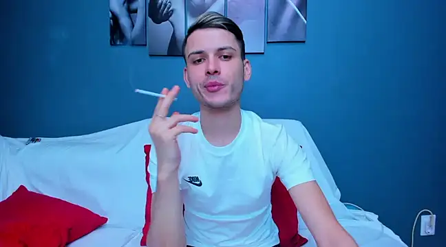 andboyfor6 online show from February 5, 4:47 pm