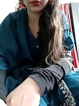 Snapshot of Noor_Darliing chatting on March 2, 3:08 pm Noor Darliing online show from March 2, 3:08 pm