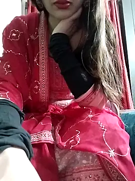 Snapshot of Noor_Darliing chatting on March 4, 3:18 pm Noor Darliing online show from March 4, 3:18 pm