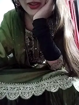 Snapshot of Noor_Darliing chatting on March 5, 3:08 pm Noor Darliing online show from March 5, 3:08 pm