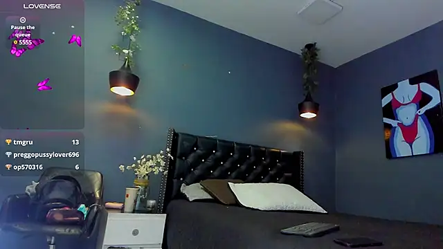 Sophiietaylor online show from February 27, 11:26 pm