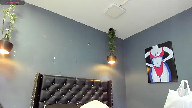 Sophiietaylor online show from September 23, 11:30 pm