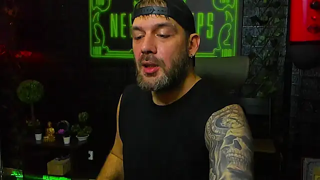 LexXHardy online show from November 10, 6:29 pm