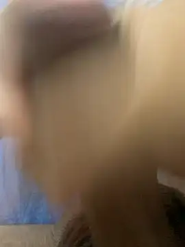 Luisrovers18 online show from March 17, 5:34 am