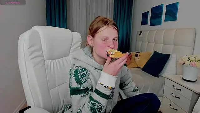 Kathlyn  Heath online show from February 5, 7:20 pm