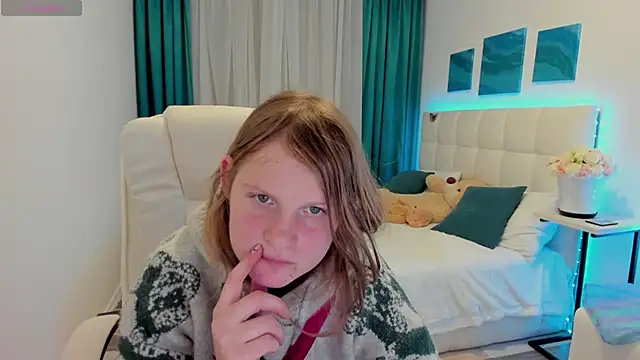 Kathlyn  Heath online show from March 20, 7:14 pm