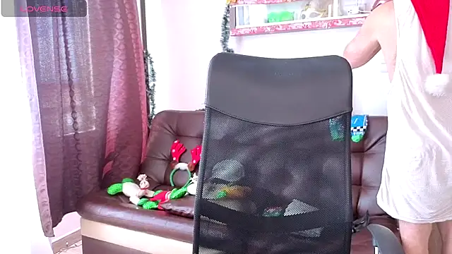 michacosio online show from December 1, 2:22 pm