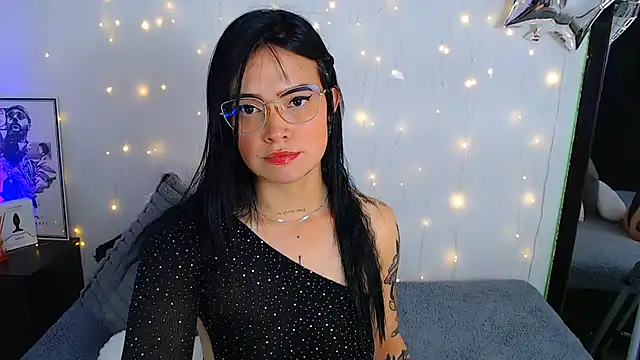 Snapshot of Isa_Maiden1 chatting on July 9, 5:39 pm Isa Maiden1 online show from July 9, 5:39 pm