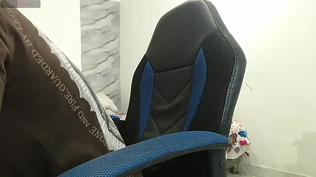 Sofiafuck20 online show from February 9, 12:03 am