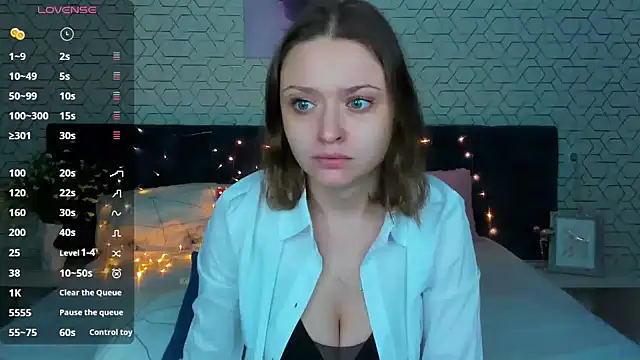 Snapshot of Linda_Bryant chatting on January 26, 12:26 am Linda Bryant online show from January 26, 12:26 am