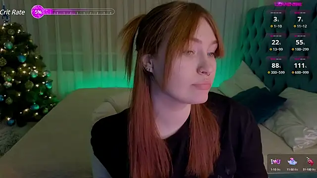 Snapshot of _Chlo__e chatting on December 20, 9:50 pm Chlo e online show from December 20, 9:50 pm