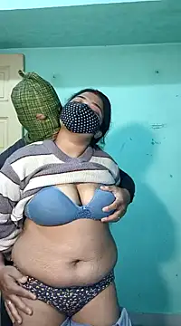 hotty Sexy-couple online show from December 6, 7:21 am