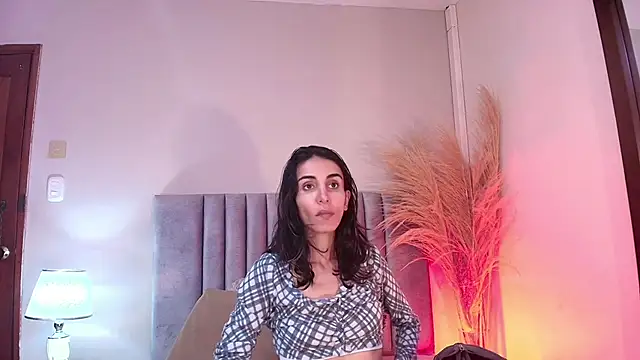 Nina Cavaali online show from September 30, 6:02 pm