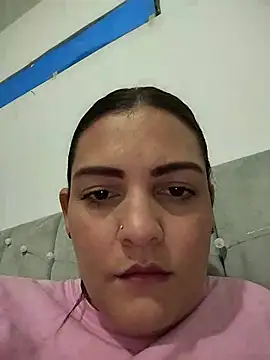 Snapshot of Mia_Hampton chatting on June 3, 11:54 pm Mia Hampton online show from June 3, 11:54 pm
