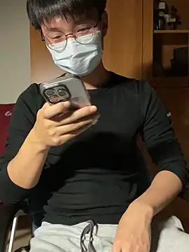 h4779150 online show from February 13, 4:58 pm