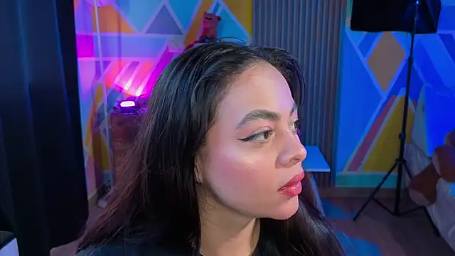 Cuttiealice online show from October 17, 1:57 pm