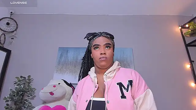 Briana Wells  online show from March 3, 12:33 pm