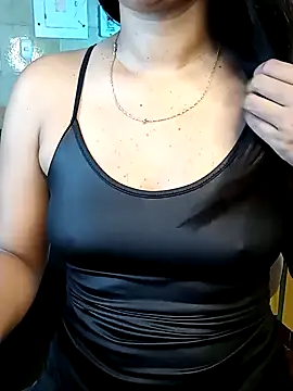 Leticia goddes online show from January 26, 9:29 pm