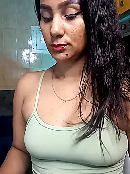 Leticia goddes online show from February 2, 9:45 pm