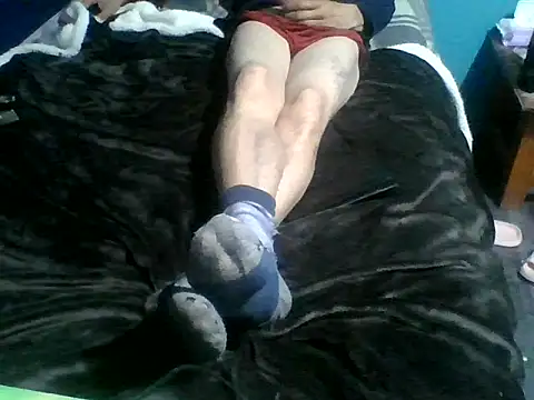 Snapshot of malekon76 chatting on December 18, 7:36 am malekon76 online show from December 18, 7:36 am