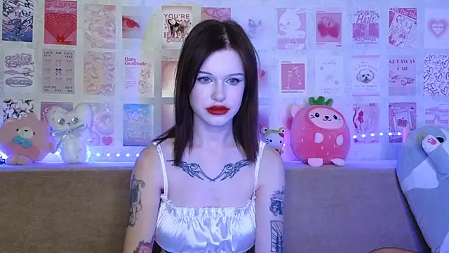 LisaDenvinn online show from December 11, 6:14 am