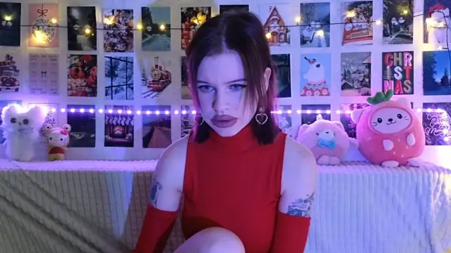 LisaDenvinn online show from December 23, 4:12 am
