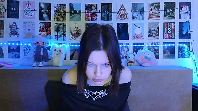 LisaDenvinn online show from January 17, 5:53 am