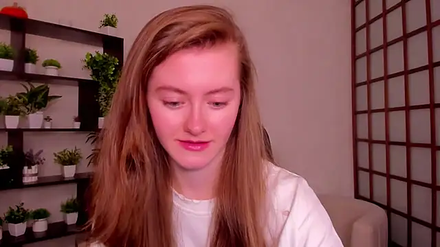 Snapshot of KateCuddle chatting on September 24, 2:26 am KateCuddle online show from September 24, 2:26 am