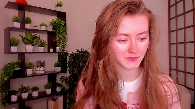 Snapshot of KateCuddle chatting on October 8, 2:20 am KateCuddle online show from October 8, 2:20 am