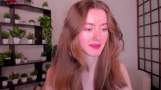 Snapshot of KateCuddle chatting on October 24, 2:52 am KateCuddle online show from October 24, 2:52 am