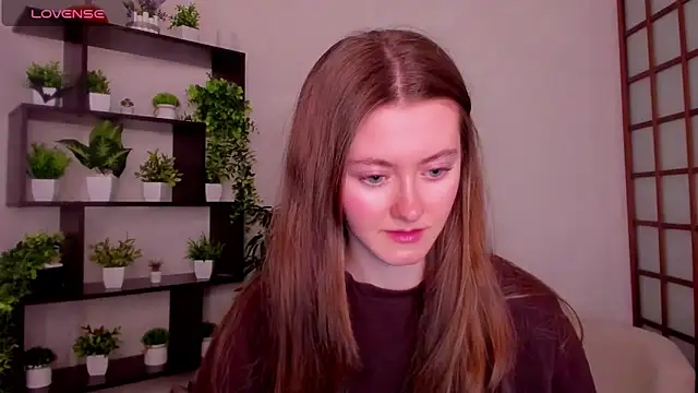 Snapshot of KateCuddle chatting on December 1, 1:54 am KateCuddle online show from December 1, 1:54 am