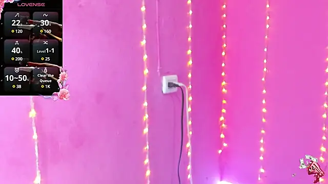 Snapshot of alaiia_rosse chatting on March 4, 11:22 pm alaiia rosse online show from March 4, 11:22 pm