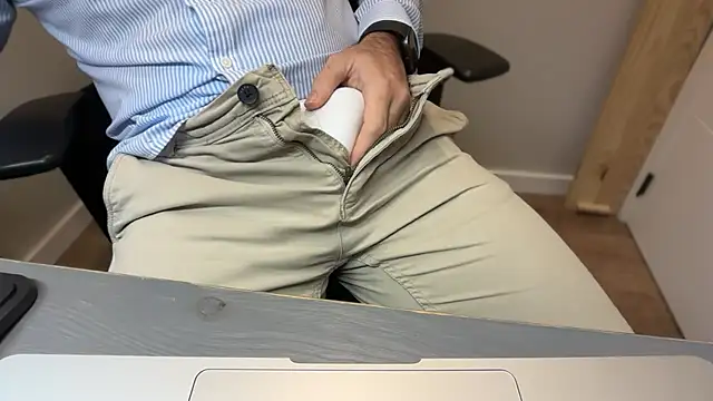 rickyi2023 online show from November 10, 4:39 pm