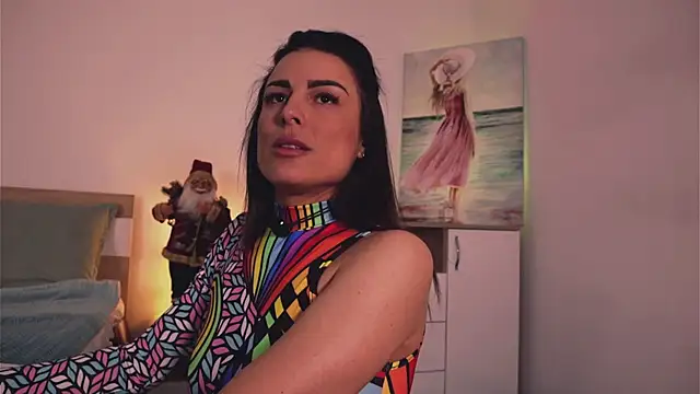 Misslullu online show from December 3, 2:37 pm