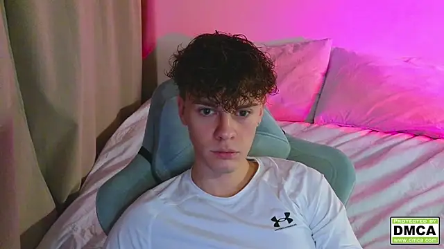 cute thomas online show from November 17, 2:56 pm