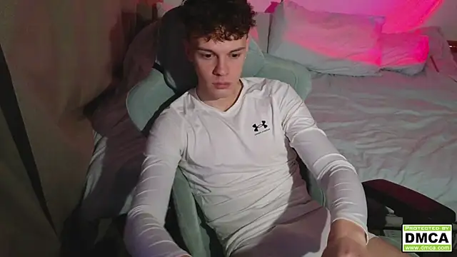 cute thomas online show from December 3, 12:14 pm