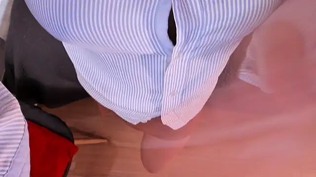 SaharaGarcia   online show from October 14, 6:42 pm