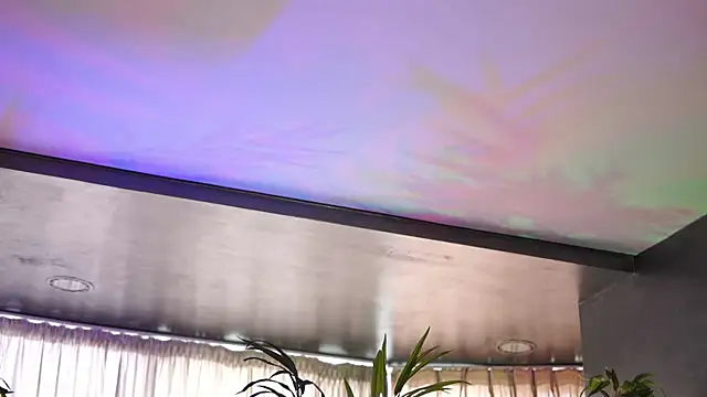 HotSkinnyX online show from June 12, 9:08 am
