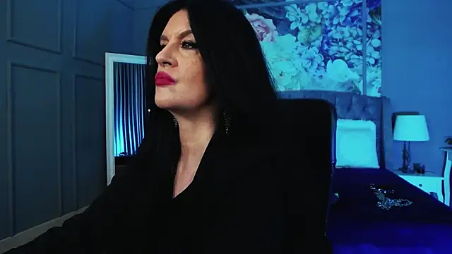 Snapshot of DomMelissaW chatting on December 3, 9:57 pm DomMelissaW online show from December 3, 9:57 pm